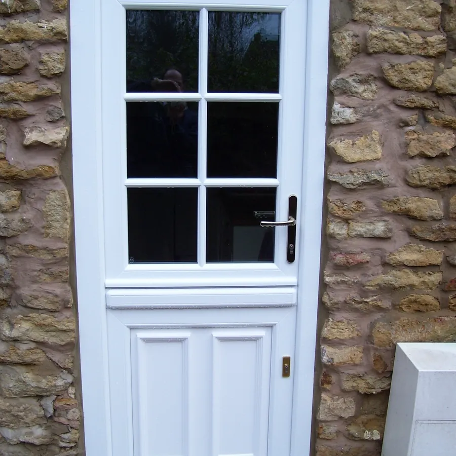 Stable Doors — Product Tooting